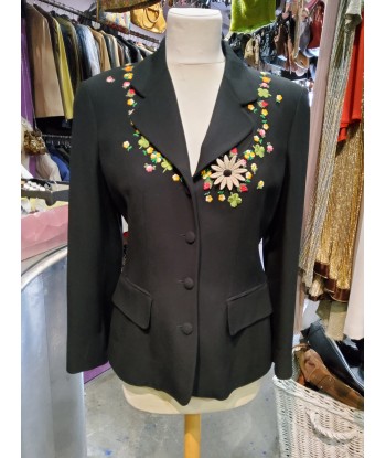 Veste Femme ouvre sa boutique