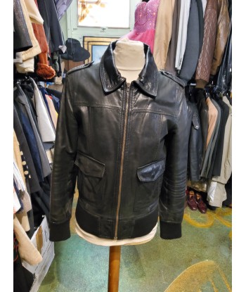 Blouson en cuir d'Europe débarque